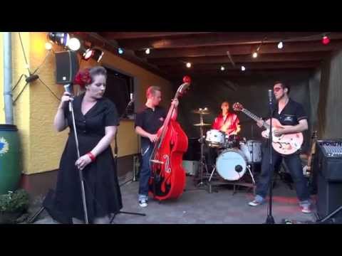 The Hound Dogs - Johnny got a  boom boom