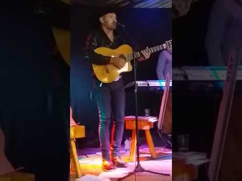 WANDERLEY CHAGAS cantor,compositor,Violeiro cantando famoso sucesso ..