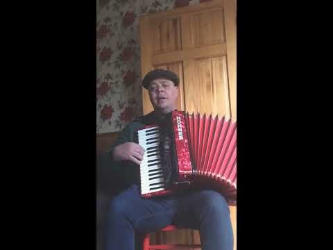 Tommy Doran the street Singer