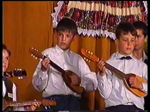 KUD Dučec Mraclin - tamburaški podmladak 1999. godine