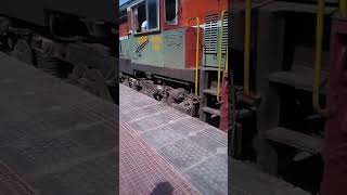 preview picture of video 'Express of hanumangarh train'