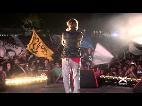 CIRO Y LOS PERSAS - Caminando - COSQUIN ROCK 2013