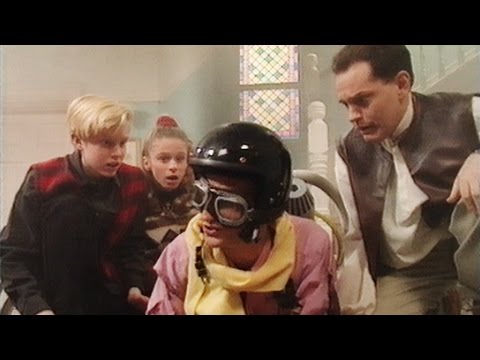 Mike and Angelo S7E10 (1995) - FULL EPISODE