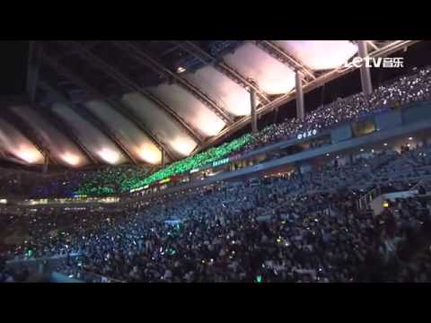 150523 Dream Concert - SHINee View + Love Sick