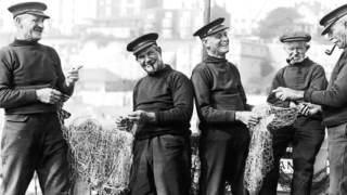 Muireann Nic Amhlaoibh - The Isle of Malachy