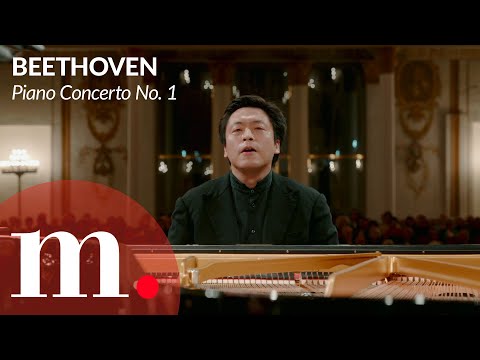 Sunwook Kim performs Beethoven's Piano Concerto No. 1 with the Chamber Orchestra of Europe