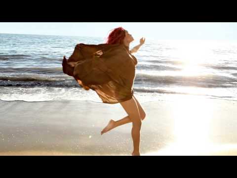 DJ Cosmo feat. Nadine Navarre - free to run (Original Mix)