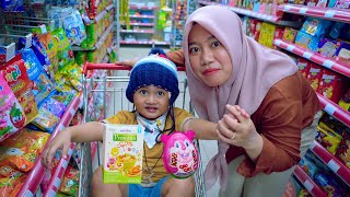 Download lagu AZAM IS A BABY AGAIN 🥳 SNACKING ON ALL BABY FOOD mp3 Download lagu AZAM IS A BABY AGAIN 🥳 SNACKING ON ALL BABY FOOD mp3
