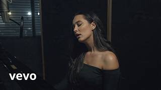 Download lagu Faouzia - Not Born Cold (Stripped) [Lyric Video] mp3