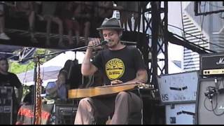 John Butler Trio  "Treat Yo Mama"  Lollapalooza 2008
