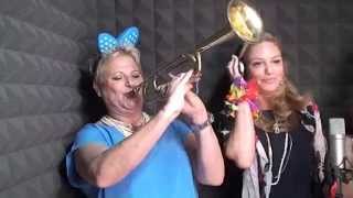 קליפ במתנה למסיבת פרישה - מתנה מהעובדות למנהלת שפורשת