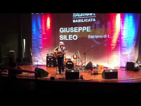 Giuseppe Sileo Live @ Italia Wave Basilicata 2012 17/03/2012
