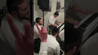 שומרים הפקד - זיץ חול המועד פסח עם שמחה כהן  #music #קרליבך #שומרים הפקד #זיץ