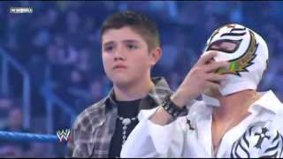 Cm Punk Wants To Fight Rey Mysterio In Front Of His Family