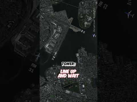 During high-traffic hours at LGA, Tower made a great decision / ATC Recording #aviation