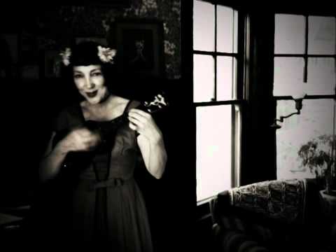 Janet Klein Sings "I Love A Ukulele"