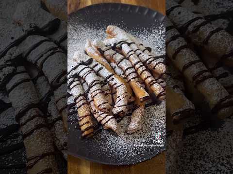 Learn how to make funnel cake fries #funnelcake #dessert #fries #cookwithme #bakewithme