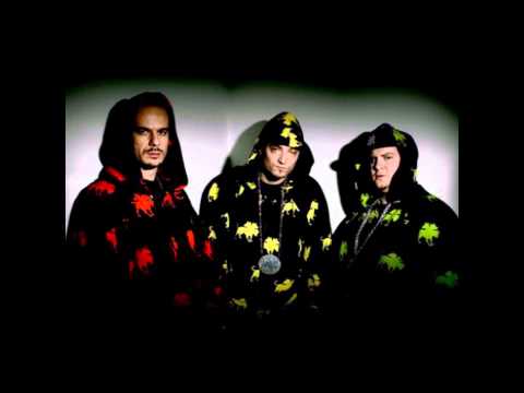 P.E.S-Club Dogo ft. Giuliano Palma