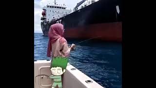 Download lagu HAPPY FISHING | fishing mania | fishing strike #shorts mp3