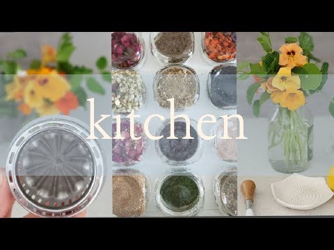 Kitchen favorites and organizing hack simplify kitchen minimalist kitchen