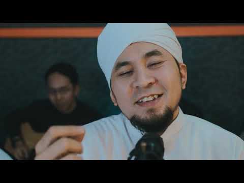 The Baraya Band - Sang Pengembara Feat Ray Shareza | Official Music & Video
