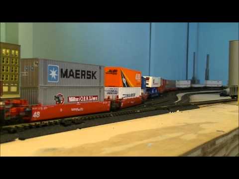 N scale - NS intermodal at Parker