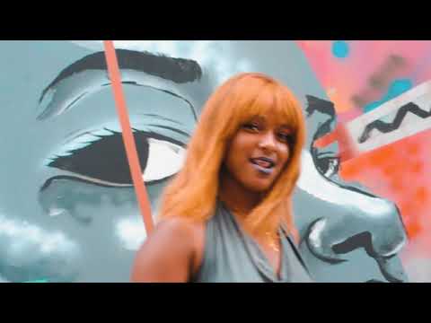 Maskarado Grua - Sai da velha (Vídeo Oficial)