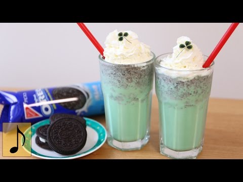 download lagu mp3 mp4 Mint Chocolate Chip Oreo Milkshake, download lagu Mint Chocolate Chip Oreo Milkshake gratis, unduh video klip Mint Chocolate Chip Oreo Milkshake