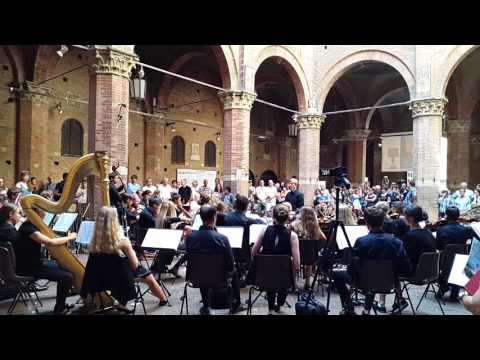 Holiday in Italy and so cool music! Watch it !!!