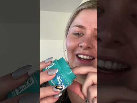 Paula Probierts!  #stitch mit @𝓘𝓼𝓪𝓫𝓮𝓵𝓵 💜 - ist wie einen Schneeball als Primer zu benutzen 😂❄️