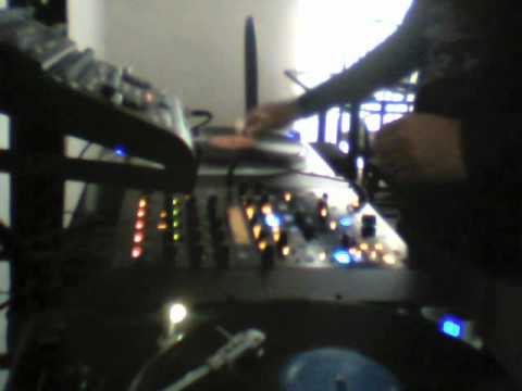 DJ AXL - MARK V. & POOGIE BEAR Tribute