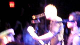 The life - Push Play