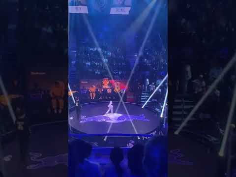 Issin vs. Lorenzo  | TOP 16