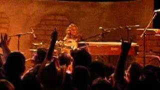 The Donnas - Rock N Roll Machine