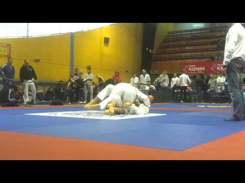 XII Puchar Polski BJJ 17.05.2014 Krzysztof Pyclik vs. Wojtek Baran