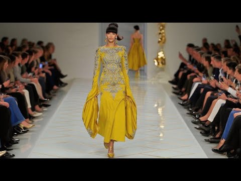 Guo Pei Fashion Show