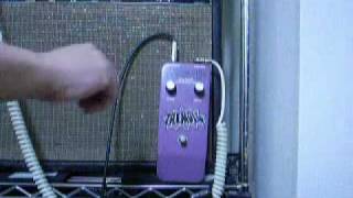 Video thumbnail for colorsound tremolo reissue by MrVsounds