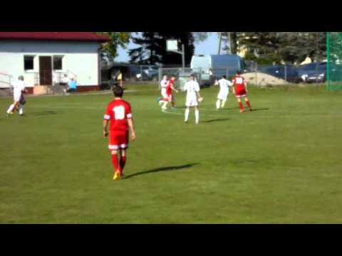 Mariusz Szpyra gol na 1-1 w meczu Orzeł Sadowice - Łozina 30.04.2016