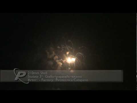 Italian Fireworks Demo  - Catapano - 210MM Stutata 3x Giallo Pupatelle Titanio shell