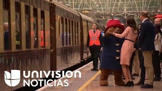 En video: Sacan a bailar a la princesa Kate en una estación de trenes en Londres