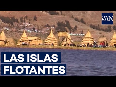 Así son las islas flotantes de los Uros, en Perú
