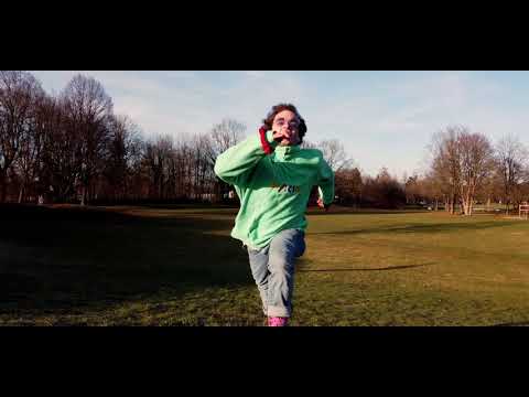 Quirinello - Wanna Hold You (feat. London O'Connor) [Official Video]