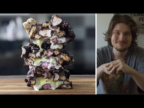Making The Best Vegan Creme Egg Rocky Road / Tiffin