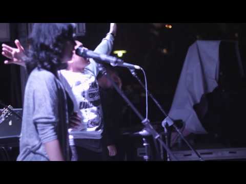 Nastia - Esok Belum Tiba ft. Liyana Fizi (Live At Rock The World 14)
