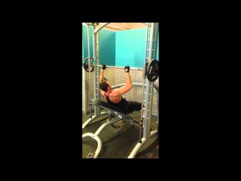 Erix Rois- Smith Machine & Muscle Up