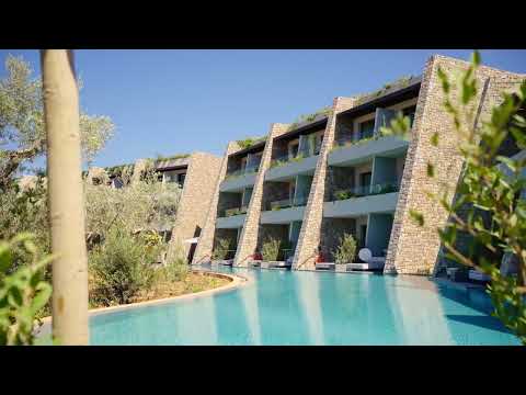 Discover W Costa Navarino