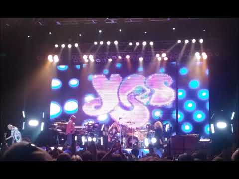 Yes Live: 10/31/97 - New York - Leaves of Green