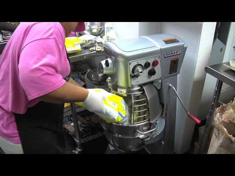 CamiCakes: Andra Hall, Cupcake Wars Challenge Audition Video