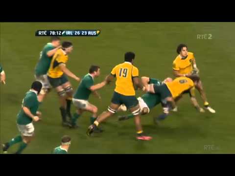 Paul O'Connell tackle on McCalman (Ireland 26-23 Australia)