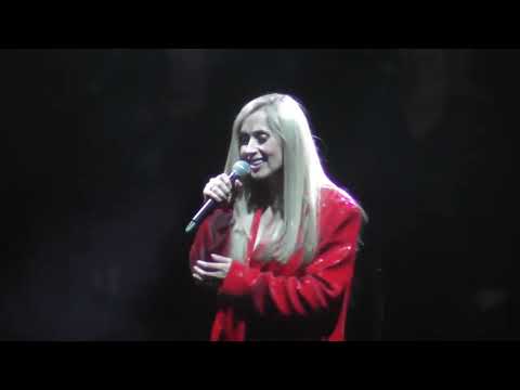 Лара Фабиан (Lara Fabian)... Обичам те (Je T’aime) на концерт (на живо) в зала Колудрум, гр. Пловдив